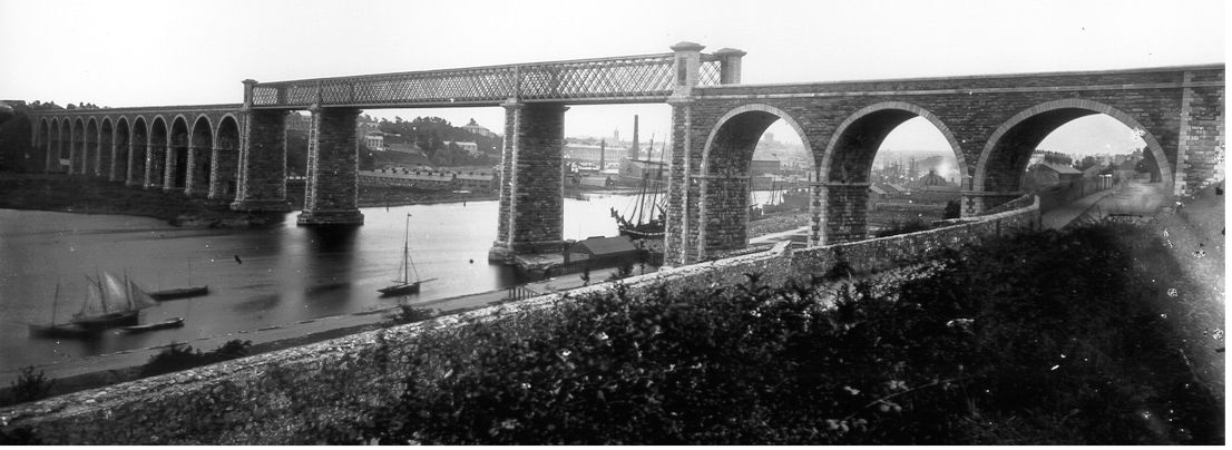 Read about the Drogheda Steampacket Company and its ships